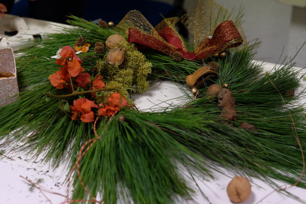 Hand made Christmas Wreath | DIY workshops with Knygu namai Tenerife & Flamingolandia creative team 7