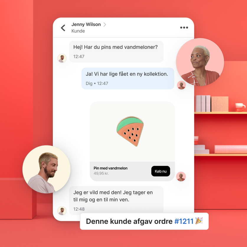 Et åbent chatvindue viser en samtale om en ordre mellem en medarbejder og en kunde. Et billede af en kvinde repræsenterer medarbejderens kommentarer, og et billede af en mand repræsenterer kundens svar.