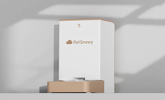 SNOW⁺ pet feeder