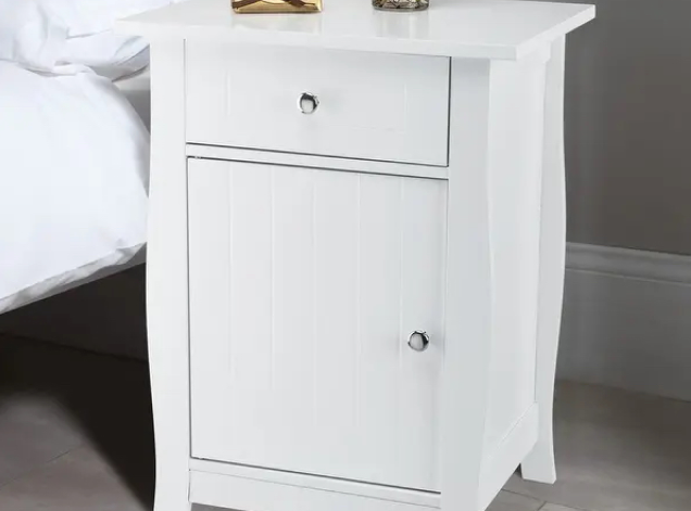 Wooden Night Stands With A Door