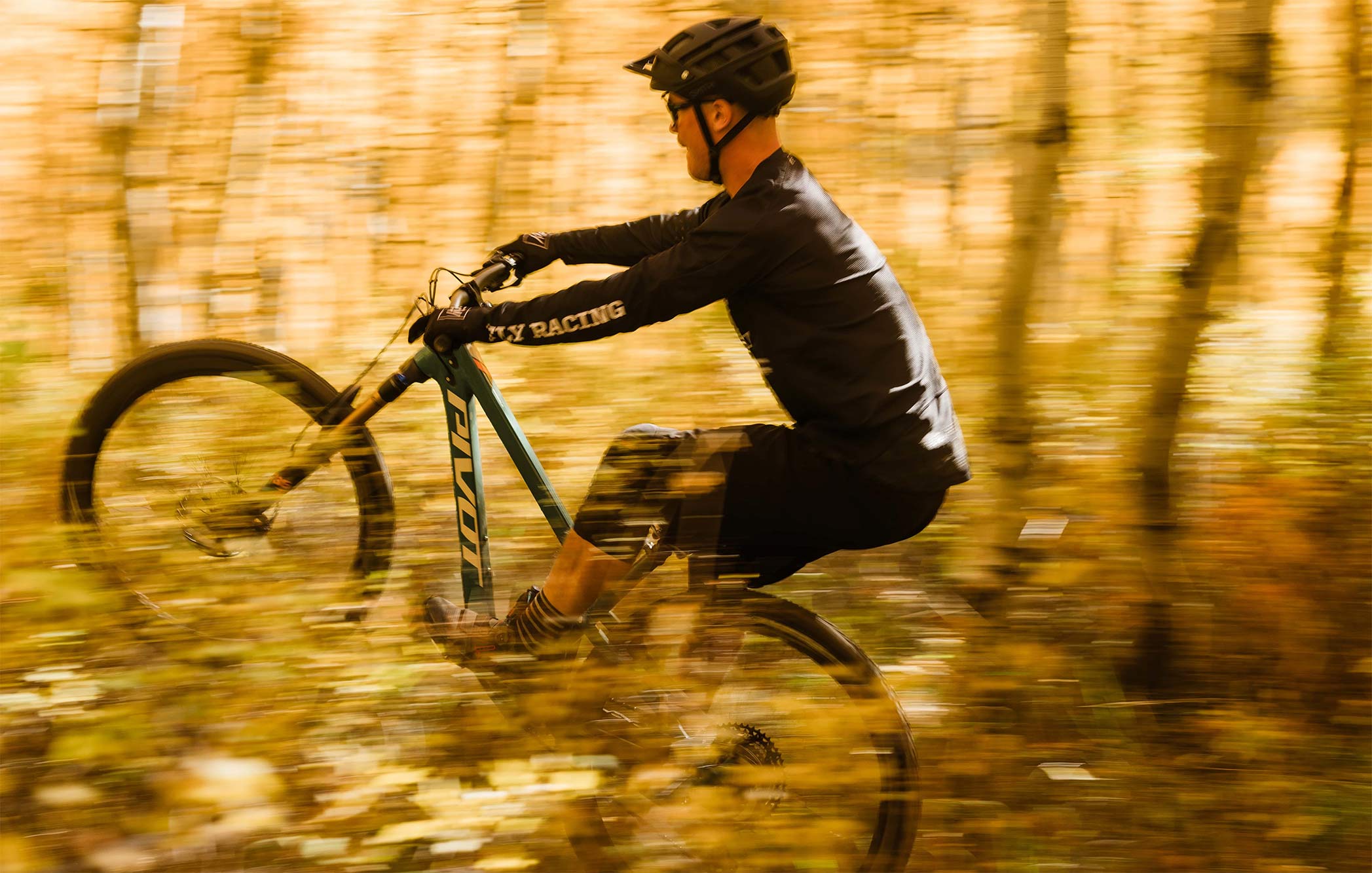 A Mountain Bike Kit That Will Make You Want To Do Another Lap