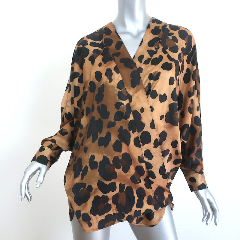 image of Smythe Kimono Blouse Leopard Print Satin Size Extra Small Long Sleeve Top NEW