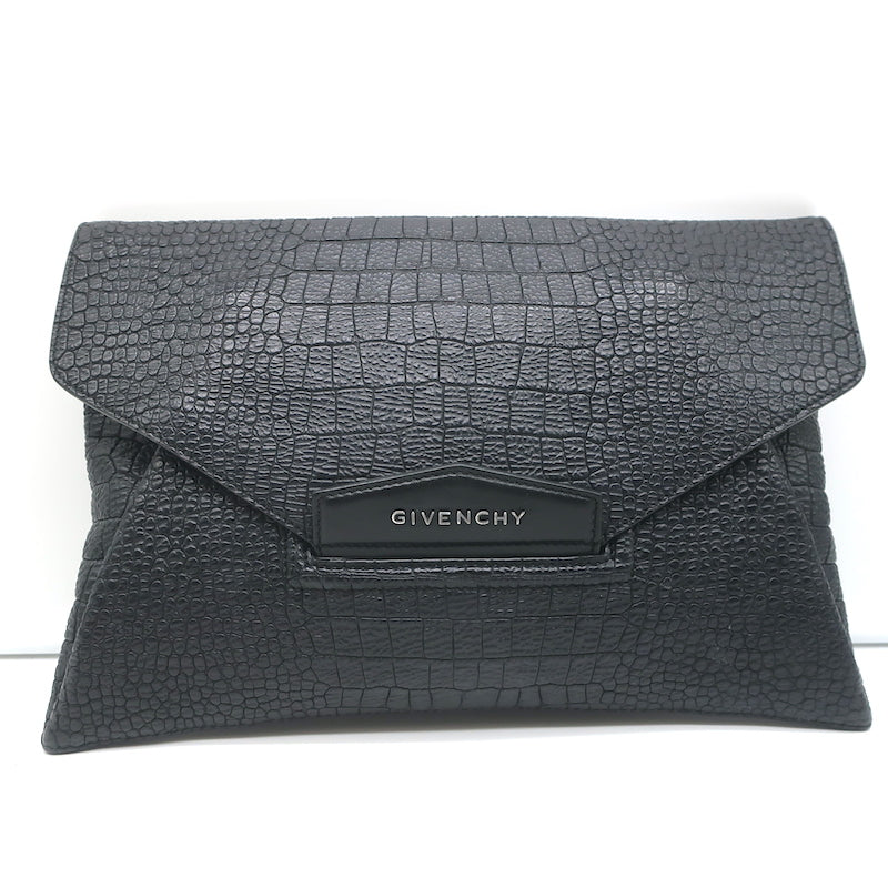 Givenchy Medium Antigona Rubber Effect Bag in Black
