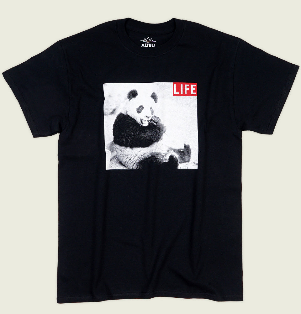 Download T-shirt CHILLIN PANDA LIFE Altru Apparel Graphic Tee Shirt ...