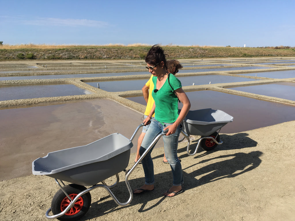 Maud and James with wheelbarrows