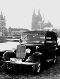 einszett History Cologne Germany