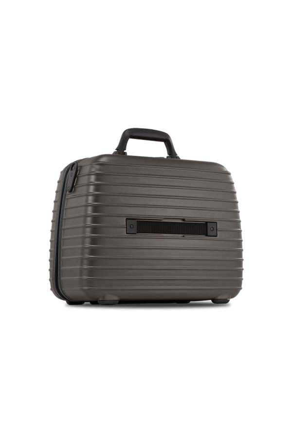 rimowa makeup case