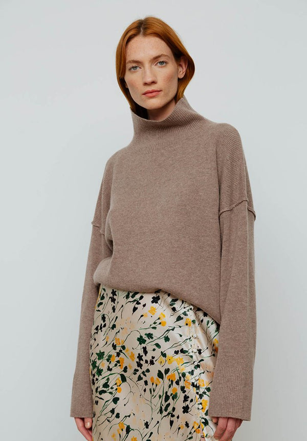 Lily and Lionel | Moira Cashmere/Merino Turtleneck | Sparrow