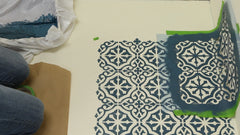 how to stencil in corners