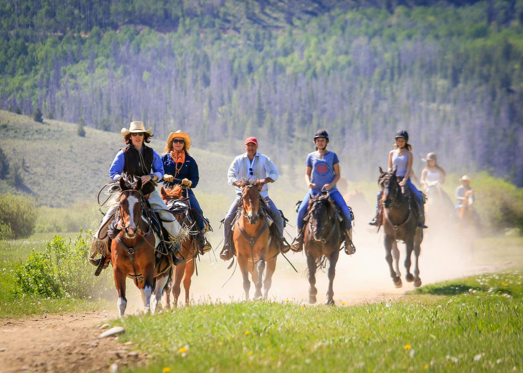 Why I Quit A Cushy Law Job To Become a Wrangler on a Dude Ranch – NOËLLE  FLOYD