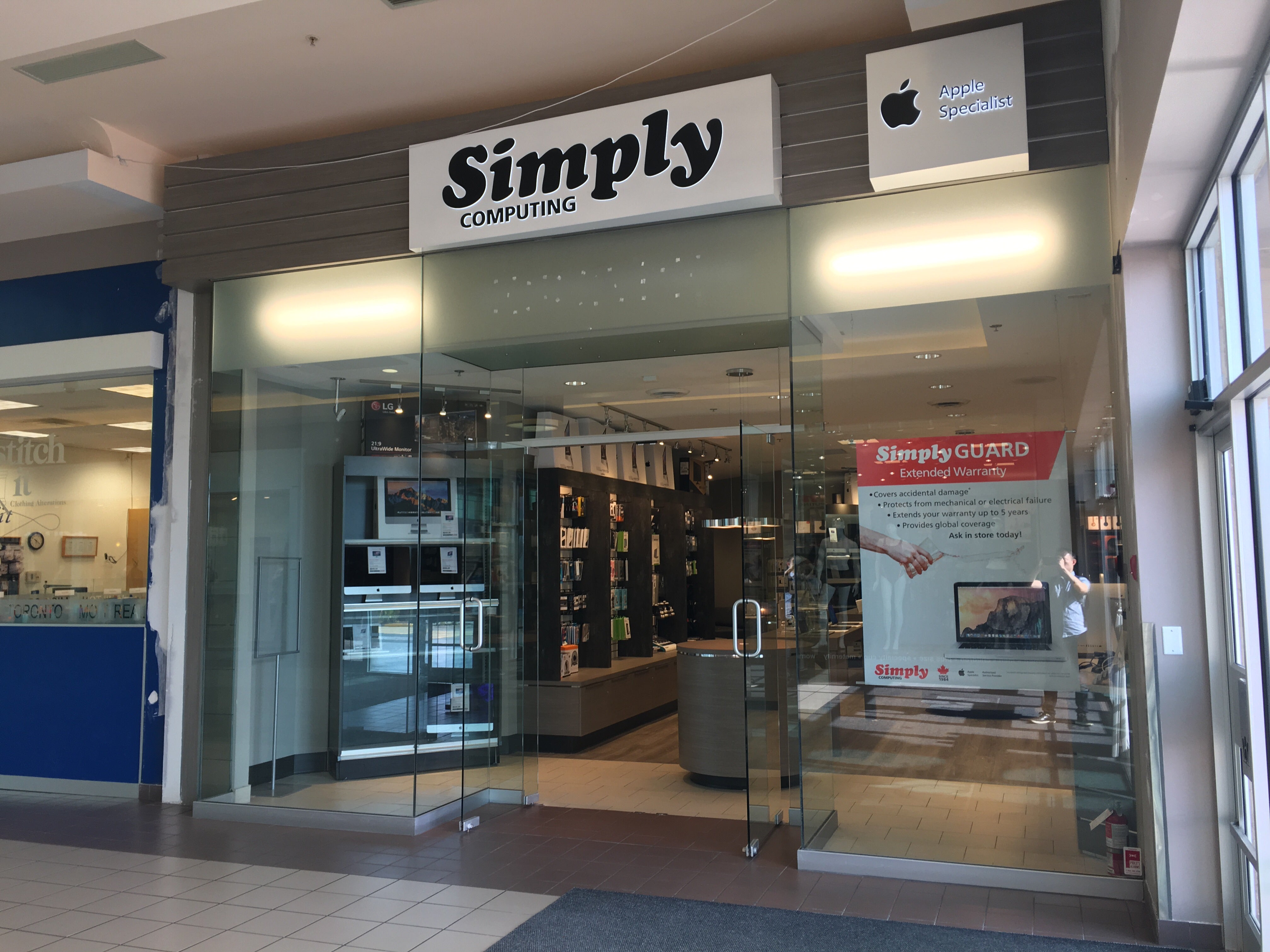 Simply Computing Retail Store Langley