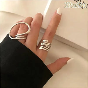 Unique Lines Massive Ring Set - Roza's Fashion