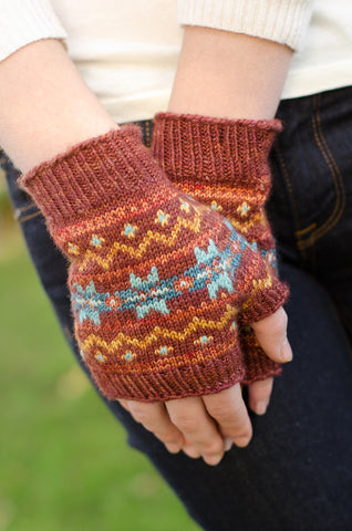 Stairsteps Mitts by Stephannie Tallent