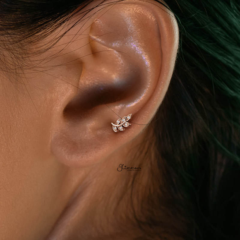 Micro labret stud on sale tragus