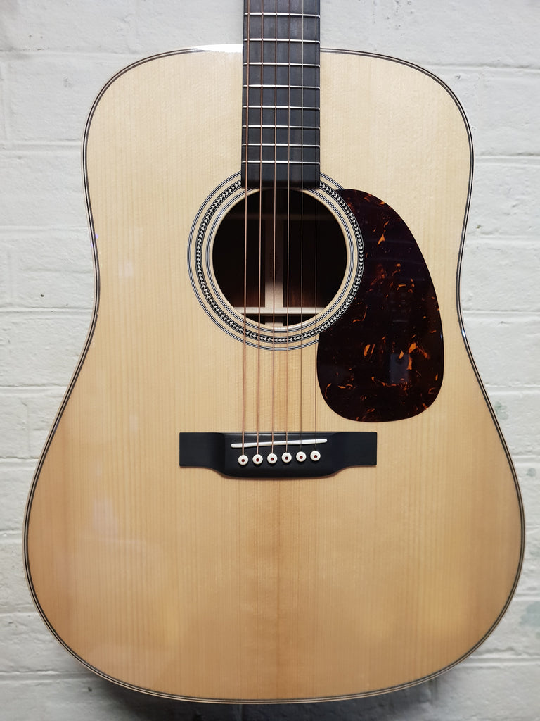 martin d 14 fret dreadnought