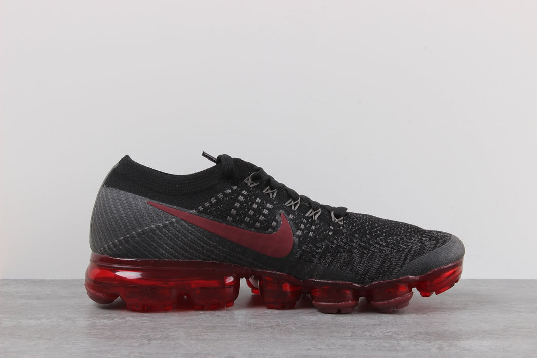 Nike Air VaporMax Flyknit Bred Shoes 