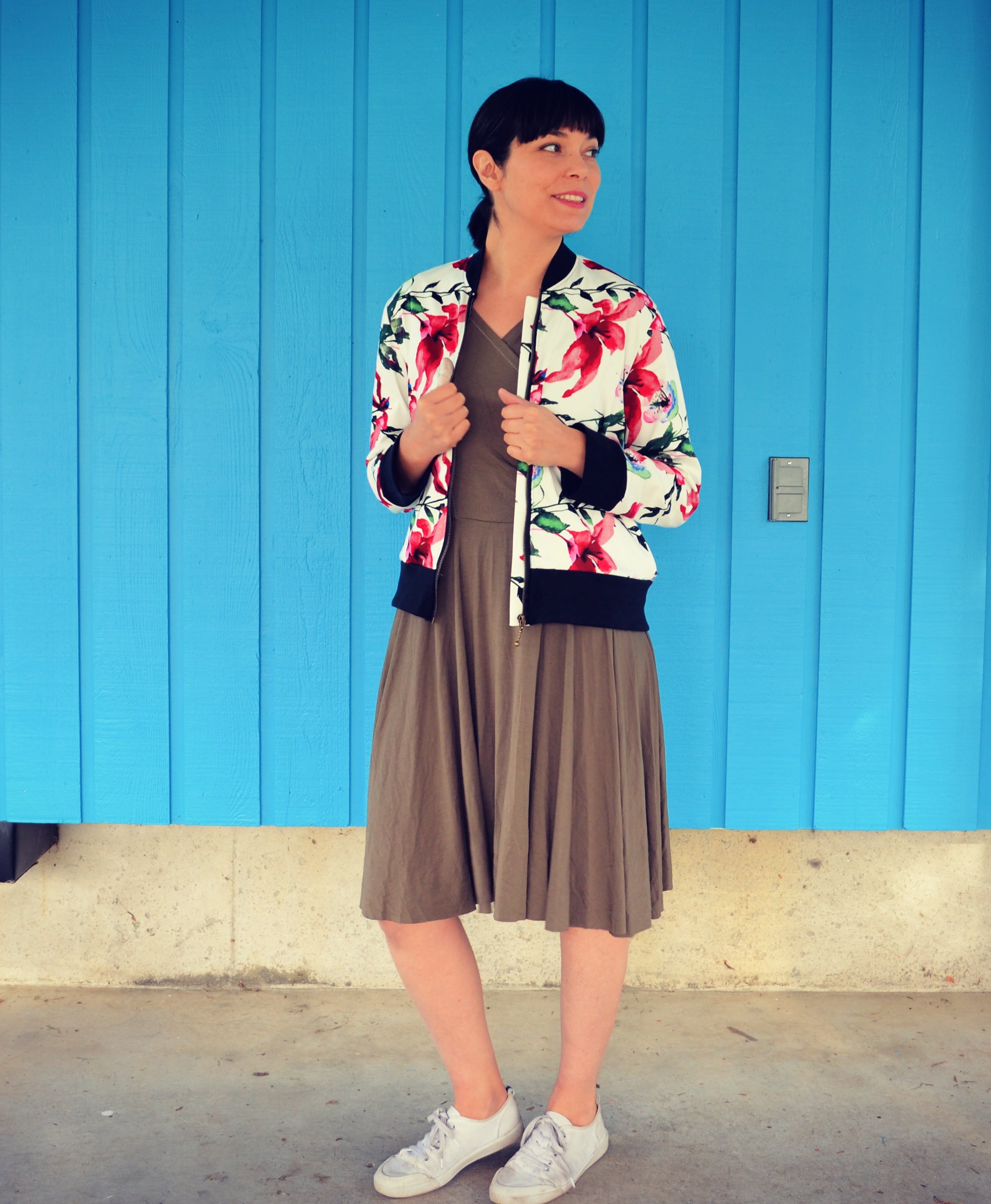 Inara Bomber Jacket PDF sewing pattern – DGpatterns