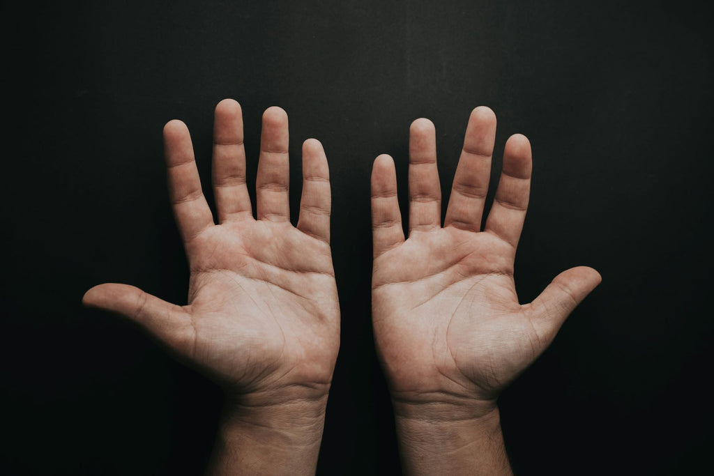 Zwei Hände