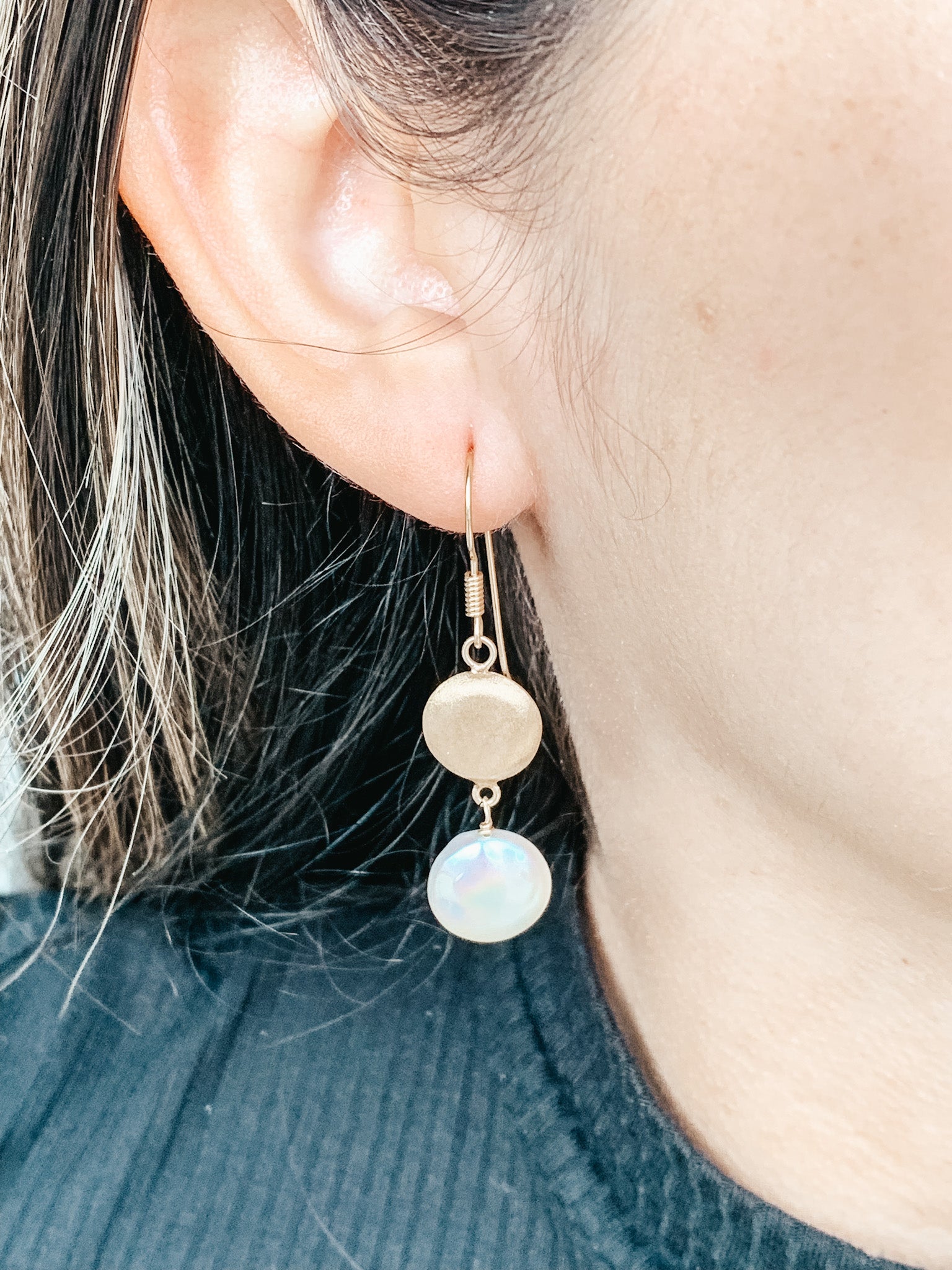 Satin Gold Pebble & Pearl Earrings