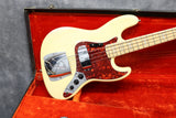 Late 1974 / Early 1975 Fender Jazz Bass, Olympic White