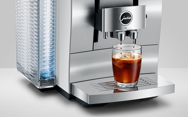 JURA Z10 Aluminum White Super Automatic Espresso Machine, Makes 32 Hot and Cold Beverages #15361