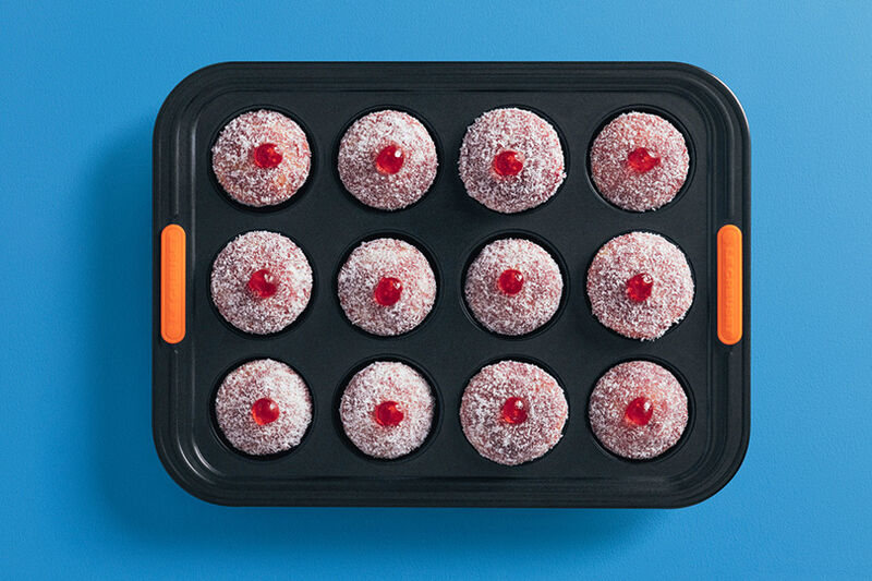 Le Creuset 12 Mini Muffin Tray