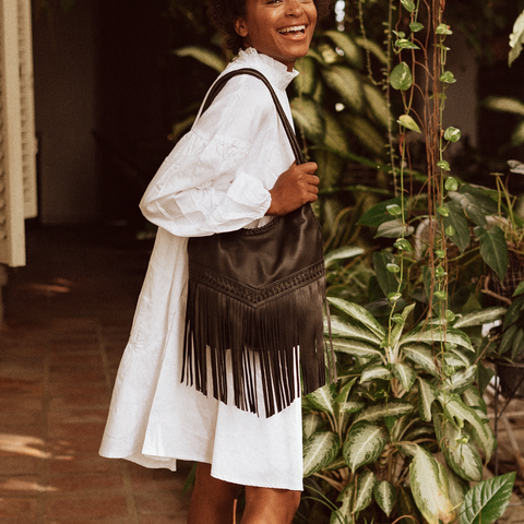 lily v bag leather hobo bag with fringe in black color