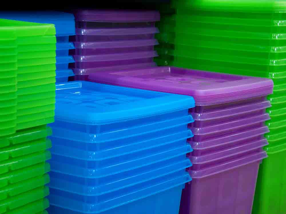 Plastic storage bins