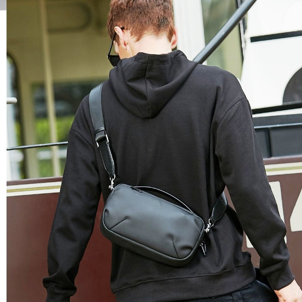 Sac Luxe à bandoulière pour homme – La Boutique Des Hommes