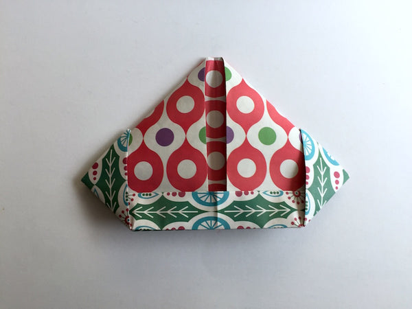 Christmas Wrapping Paper Hat - Step 8
