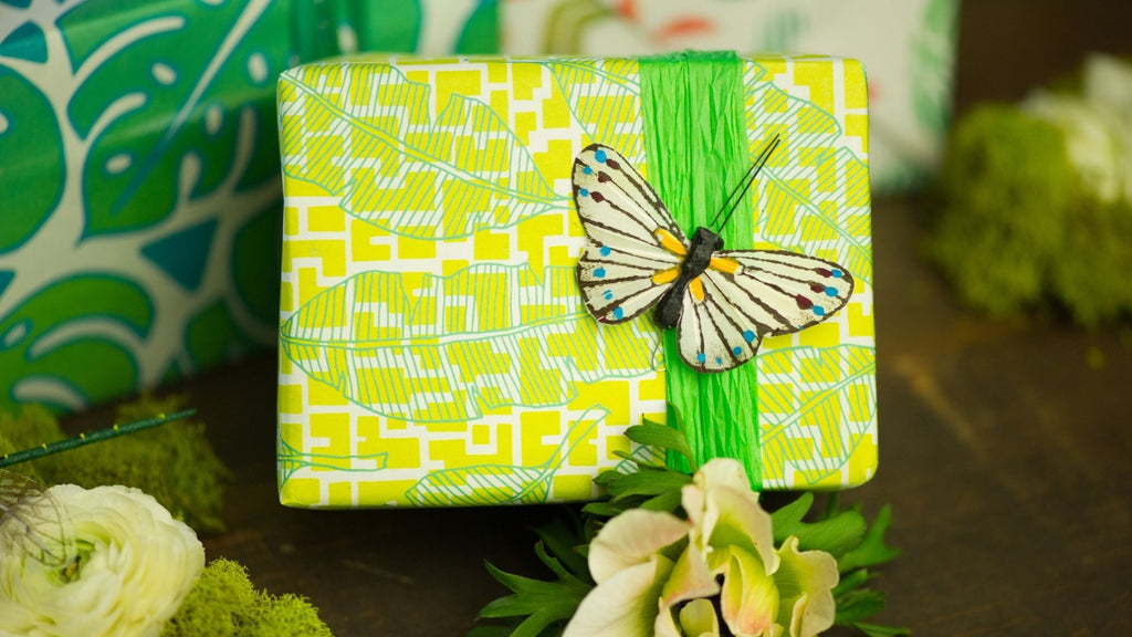 Butterfly Gift Topper - Gift Wrapping Ideas for Kids
