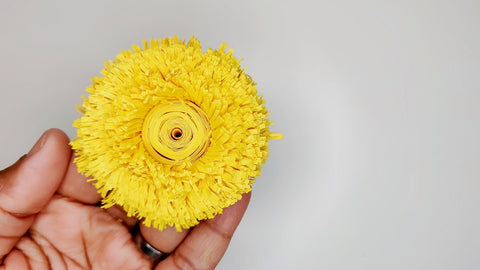fringe coil tutorial - paper flower center