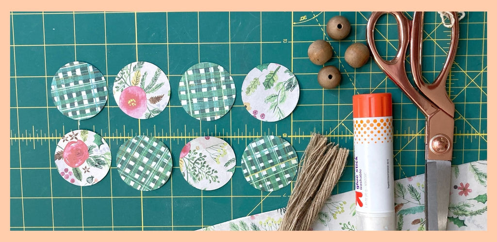 DIY Paper Ornament Balls to Decorate Christmas Tree- Step 1