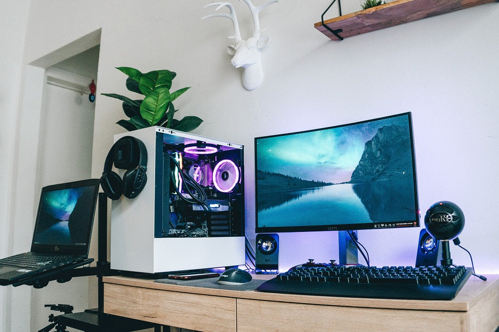 Cable management : nos conseils pour un bureau gaming déco ? Blog BUT