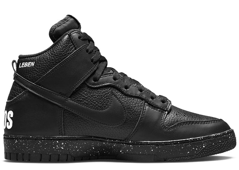 nike dunks mid black and white