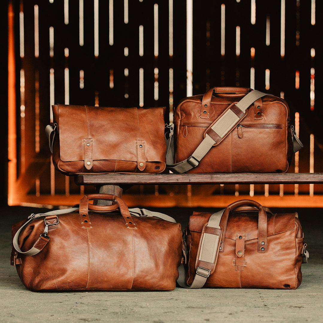 mens leather weekend bags