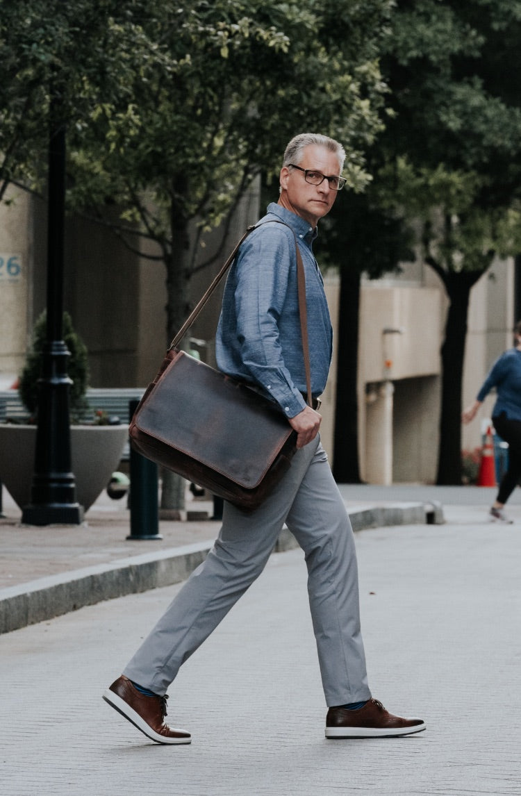 Buffalo Jackson Trading Co. Roosevelt Leather Laptop Messenger Bag | Amber Brown