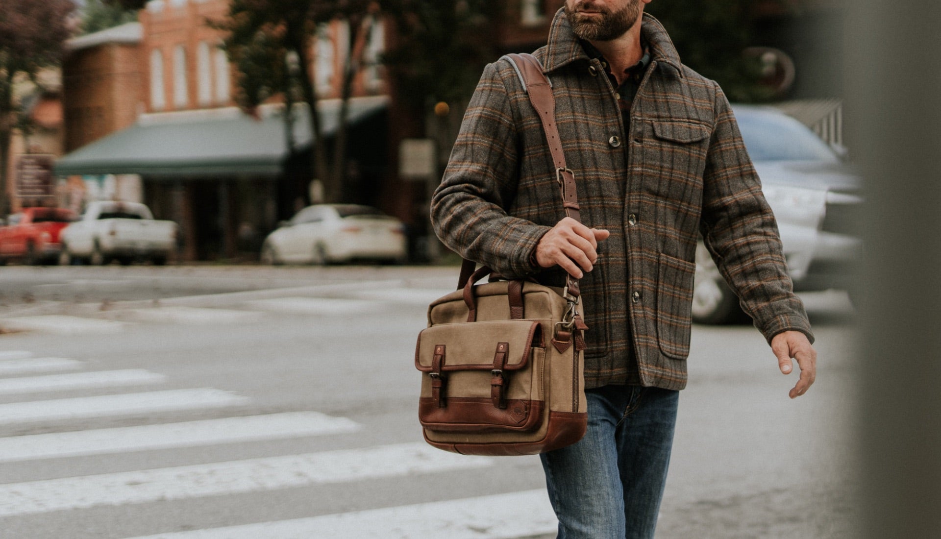 Dakota Rugged Briefcase Messenger — Classy Leather Bags