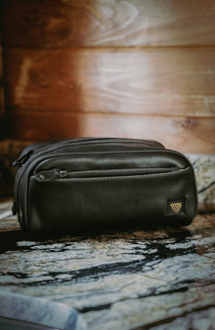 Jefferson Leather Dopp Kit | Elderwood