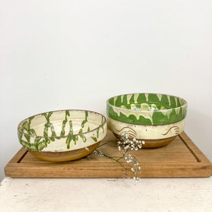 Vintage patterned Bulgarian slipware bowl