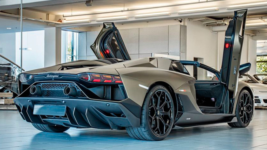 buy lamborghini aventador bitcoin