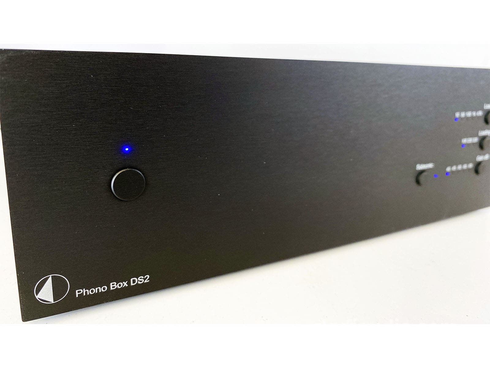 Pro-Ject Audio Pre Box RS2 Digital Preamp w/ DAC & Headphone Amp