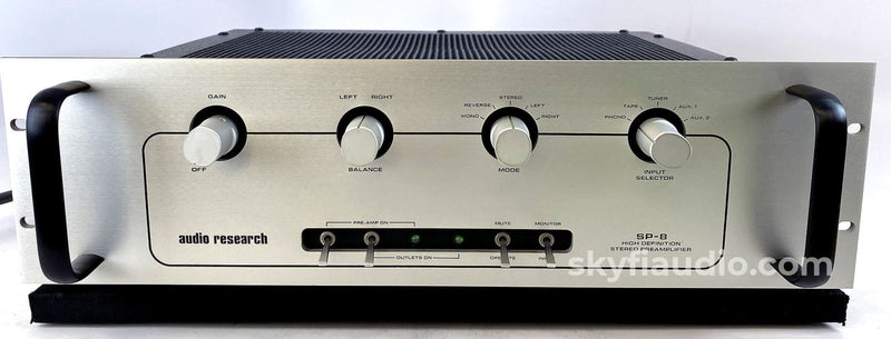 audio-research-sp-8-all-tube-analog-preamp-with-phono-stage-preamplifier-559_800x.jpg