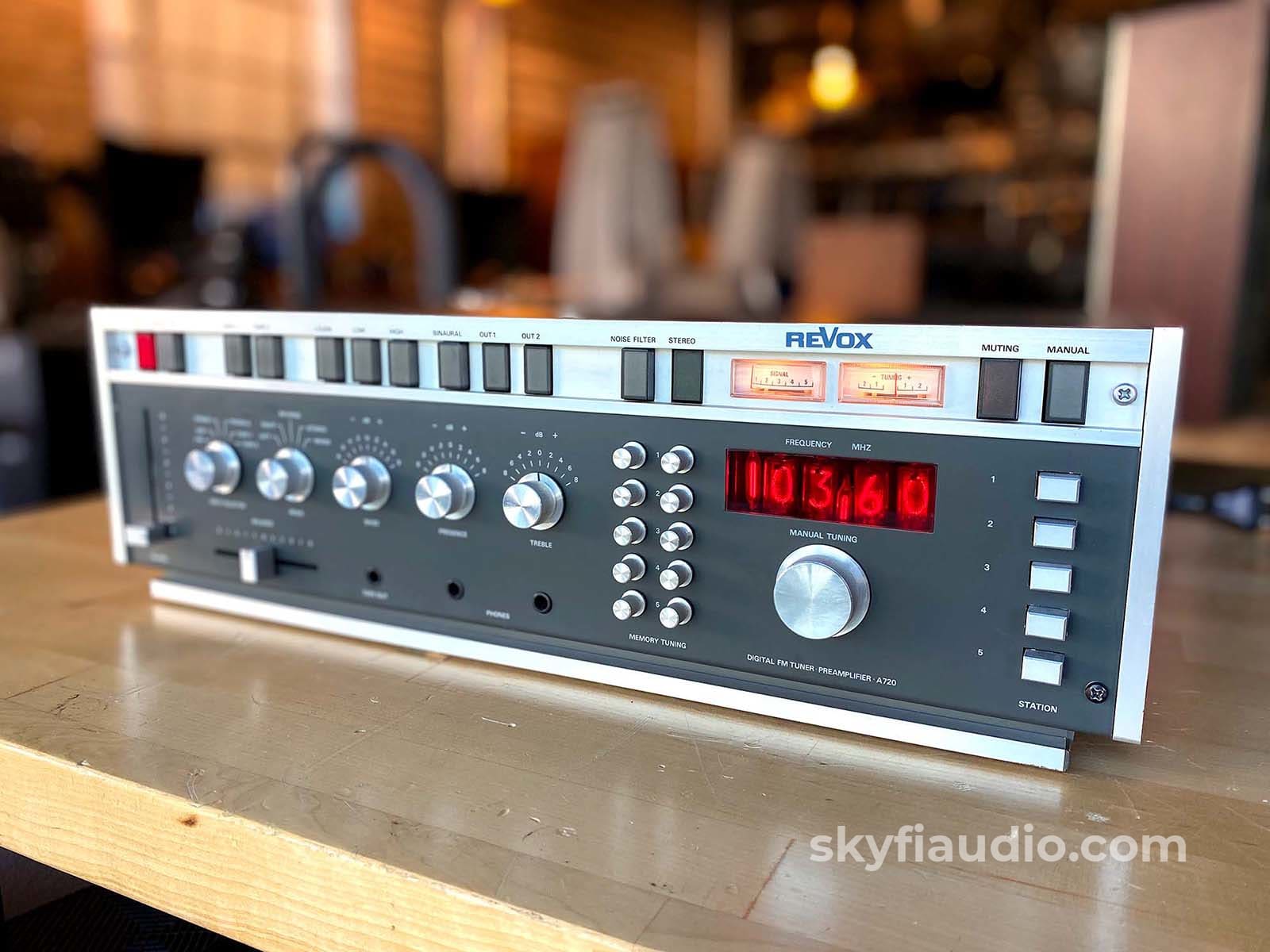 revox-a720-preamplifier-tuner-with-gorgeous-nixie-tube-display-576.jpg