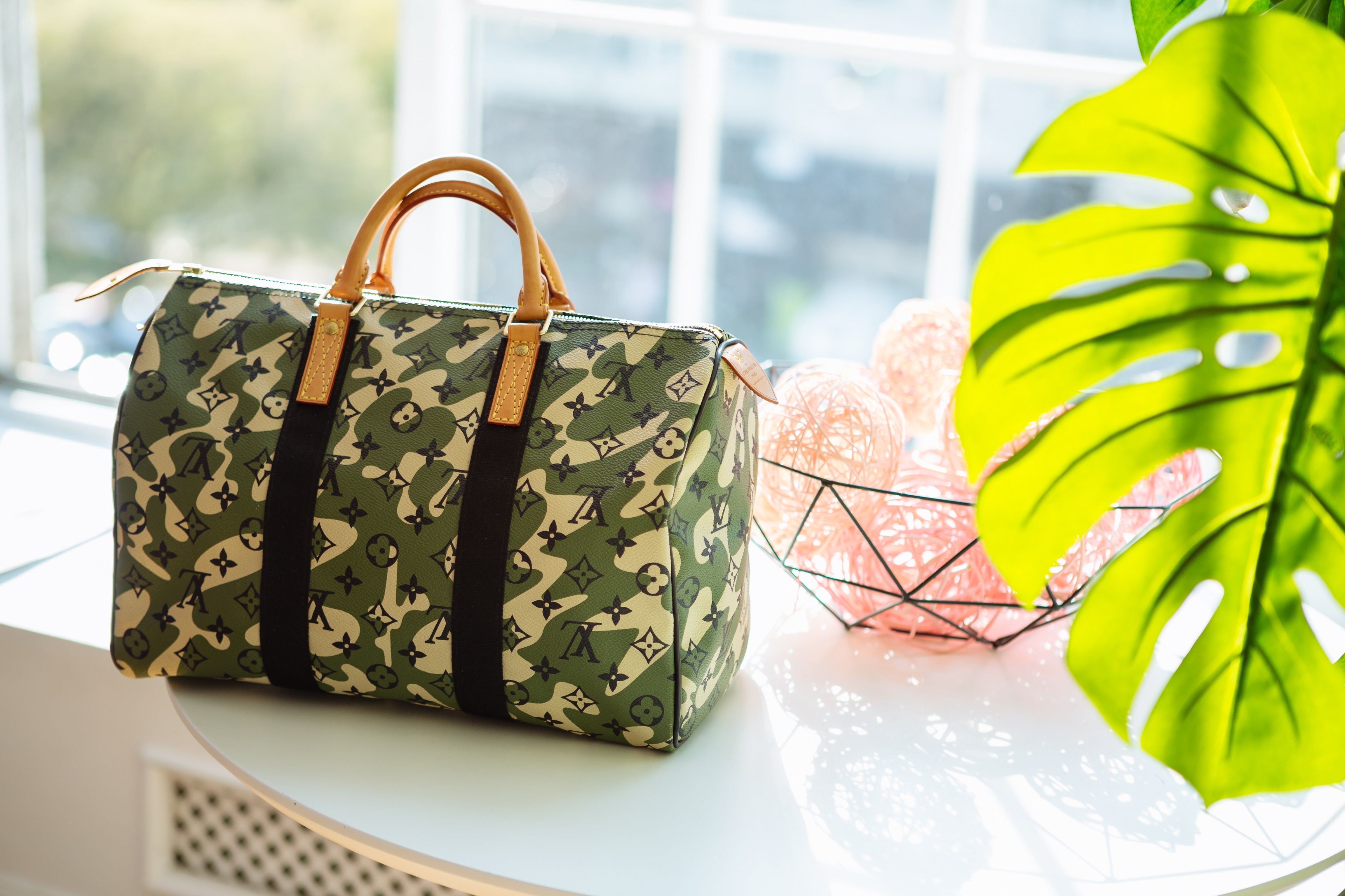 Louis Vuitton on X: Mixing prints. Zebra, cheetah, and leopard motifs have  taken over the #LouisVuitton Monogram in the new Jungle capsule. Find the  new line of bags and accessories at