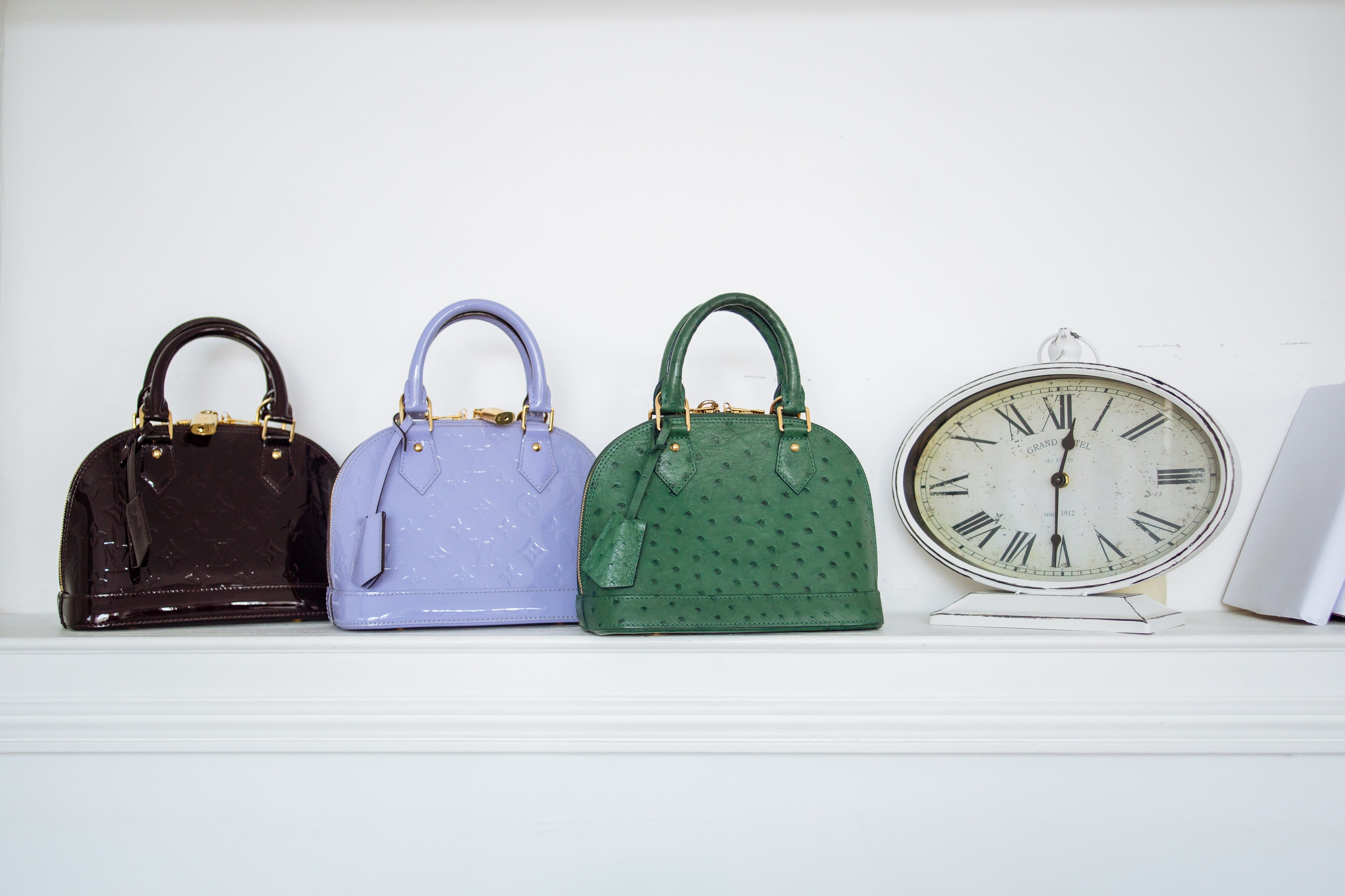 Quale borsa classica di Louis Vuitton da acquistare: LV ALMA VS LV Speedy LV ALMA Materiali disponibili