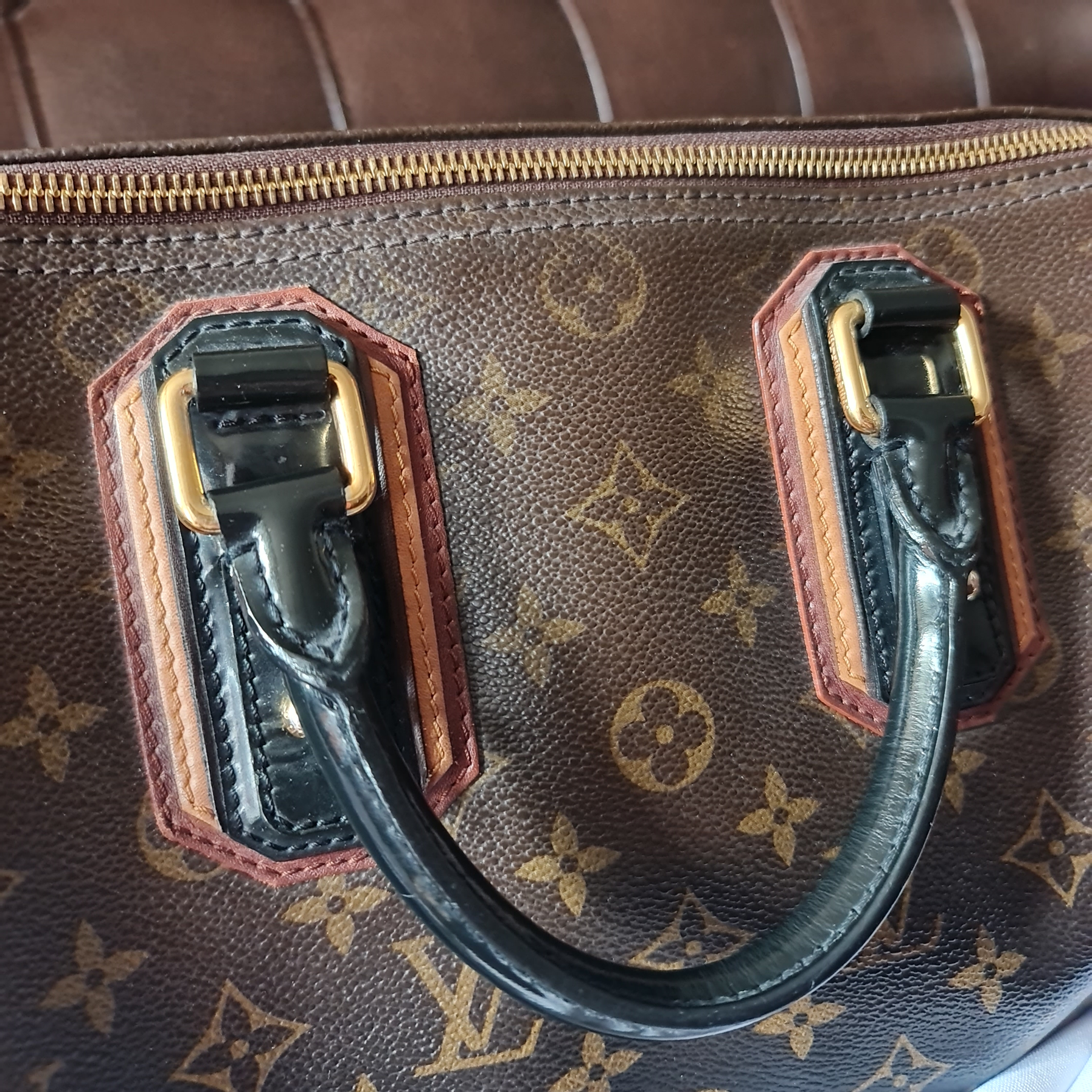 3 Reasons You Should Keep your Louis Vuitton in a Dust Bag - Protection from dust