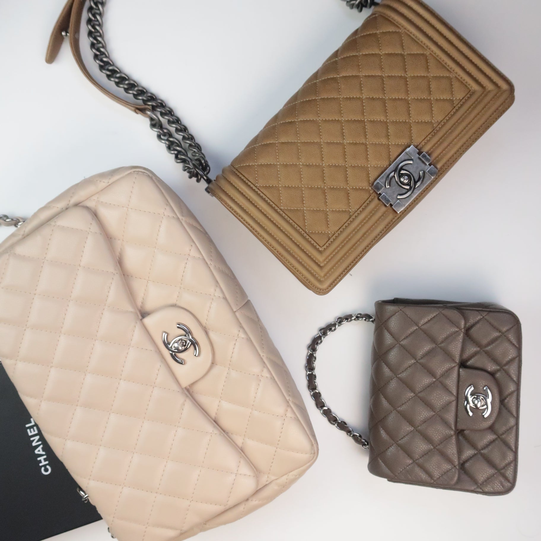 CHANEL RECTANGLE MINI VS SMALL CLASSIC FLAP- choosing your first Chanel bag  & SINBONO bag unboxing! 