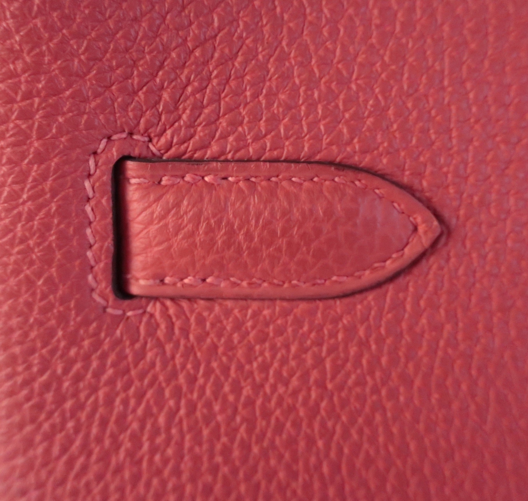 Ultimate Hermes Leathers Guide: What Are Hermes Bags Made Of? Hermes Togo Leather