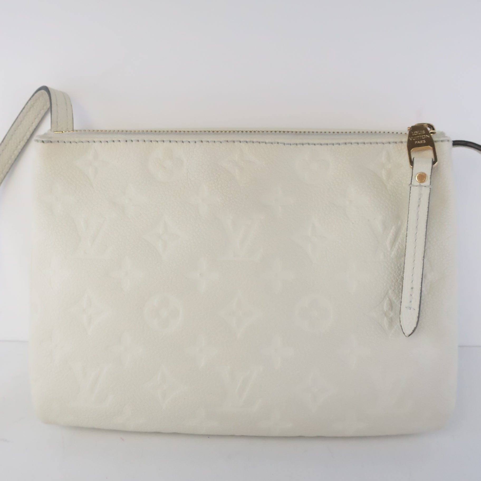 How To Clean Your White Luxury Handbag and Make Sure It Stays White How Do You Keep White Leather From Turning Yellow?